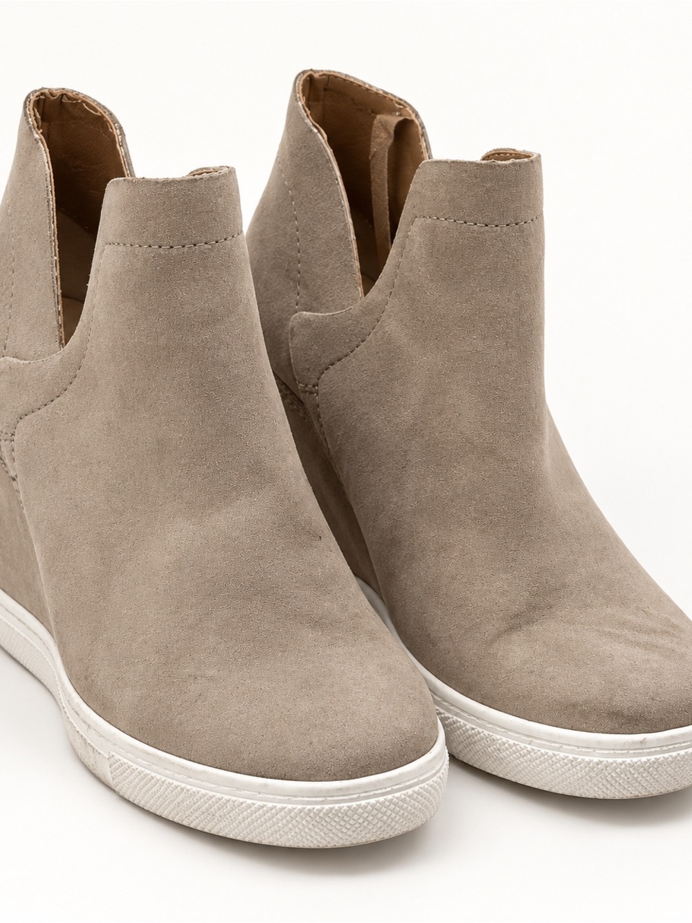 Express Size 10 Taupe Hidden Wedge Sneaker Booties